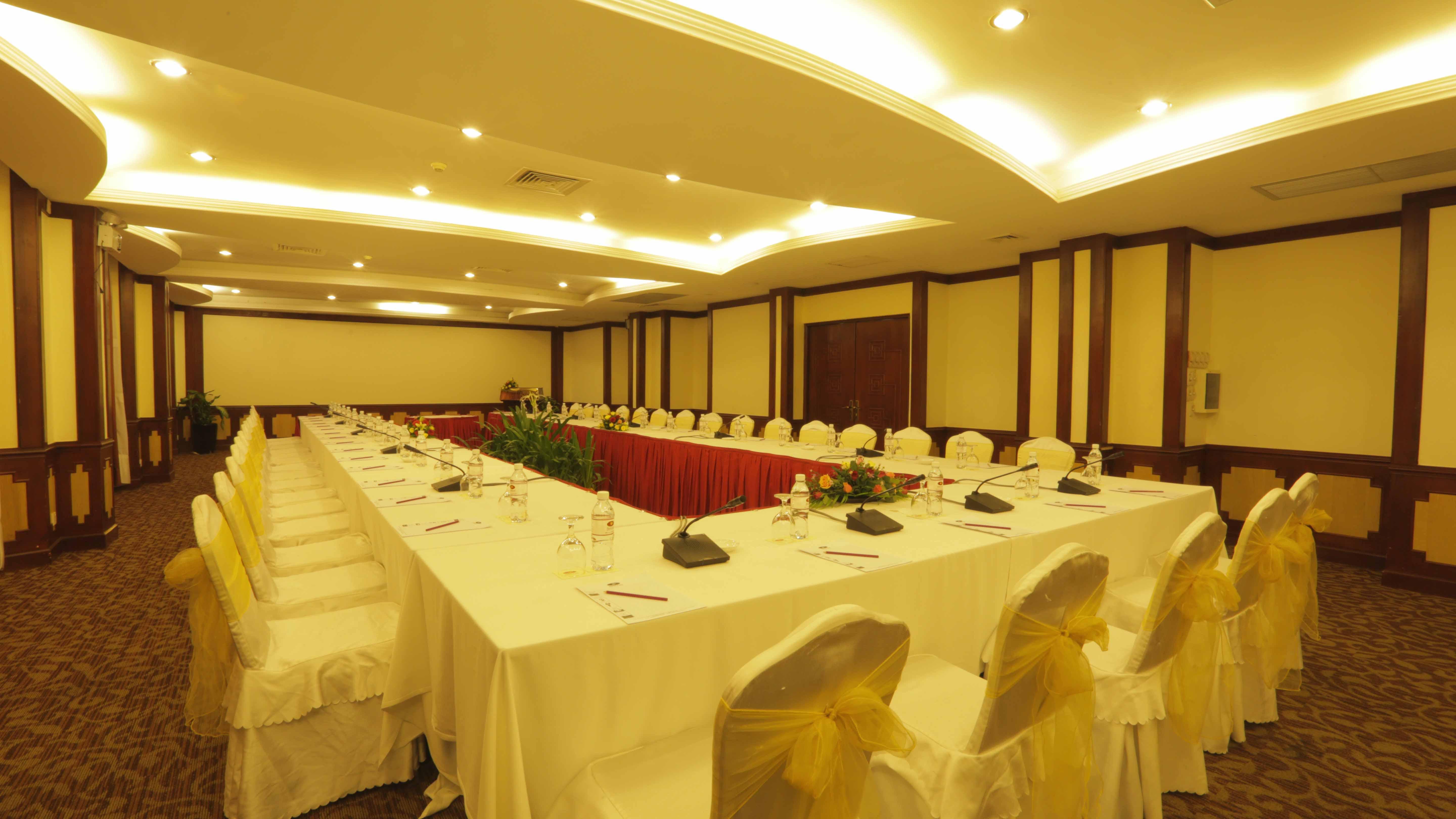 โรงแรมพนมเปญ ภายนอก รูปภาพ
